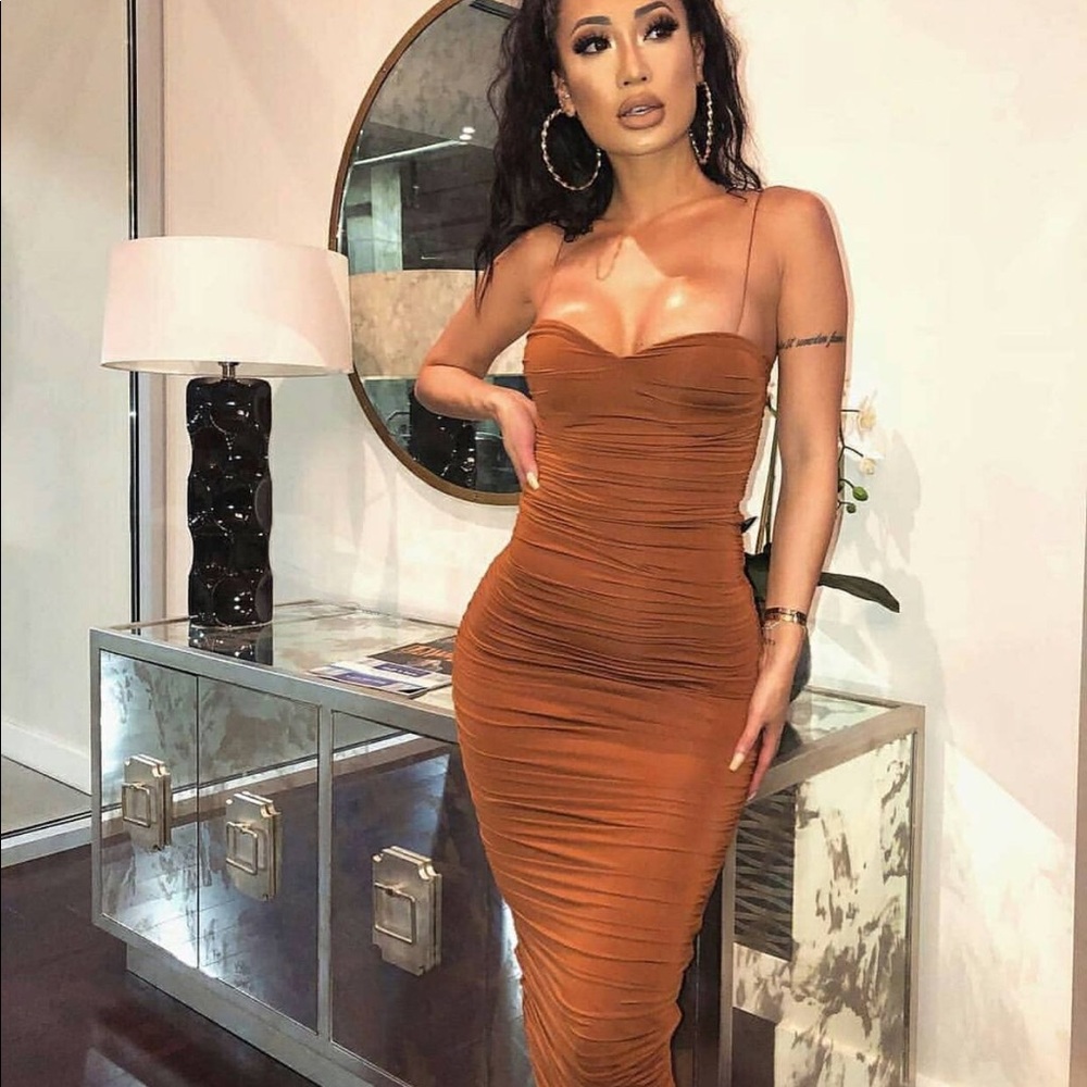 NWOT Oh Polly Ruched Midaxi Dress in Rust